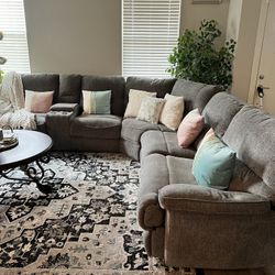 Large Reclining Sectional Sofa with sleeper and charging console