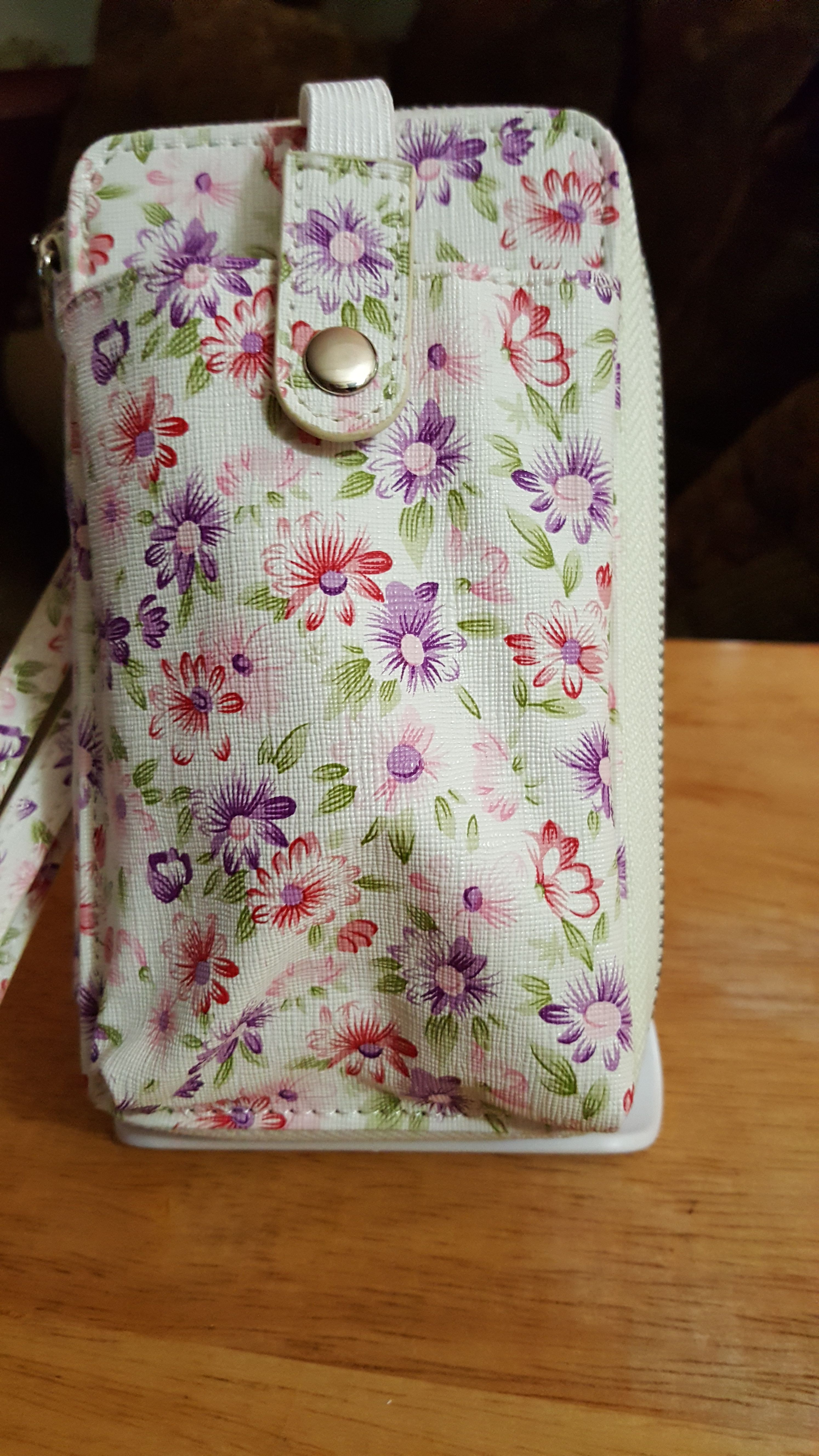 Cell phone purse/wallet with strap