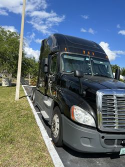 2016 Freightliner Casadia