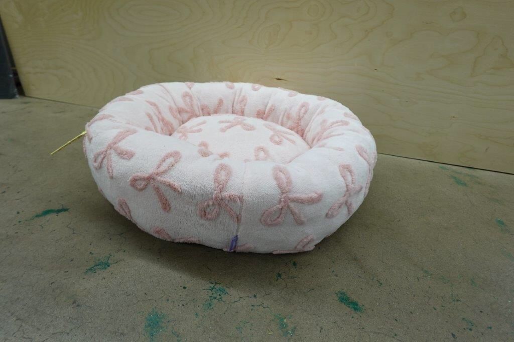 LE SURE Medium Dog Bed, 30″, Pink Taffy