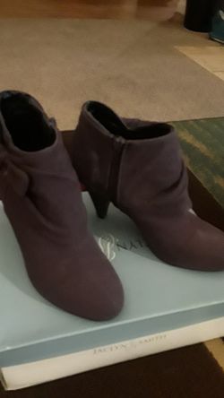 Heels size 7