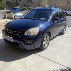 2007 KIA Rondo