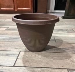 12 in. Rene Bark Brush Plastic Planter (30 available)
