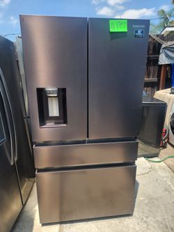Samsung Dark Stainless Refrigerator