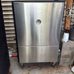 Large commercial Smoker