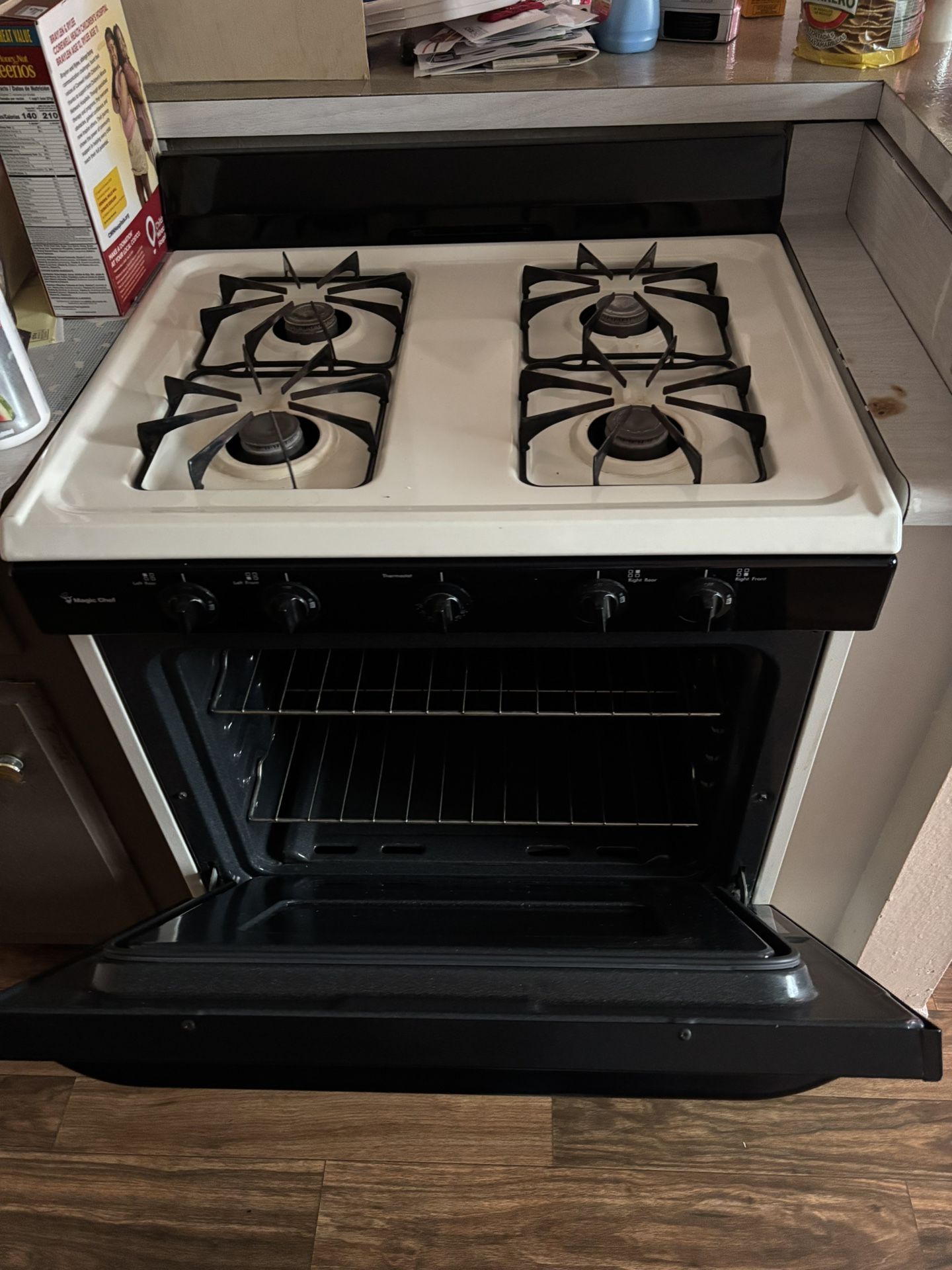 Magic Chef Stove/oven