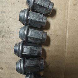 Oem Corvette Lug Nuts (M12 x 1.5 Thread Size)