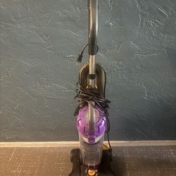 Power Speed Bagless Vacuum