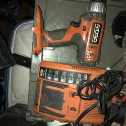 Ridgid drill And Charger (no Battery)