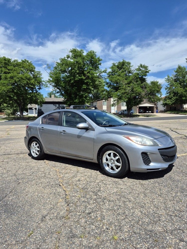 2013 Mazda Mazda3 Sport