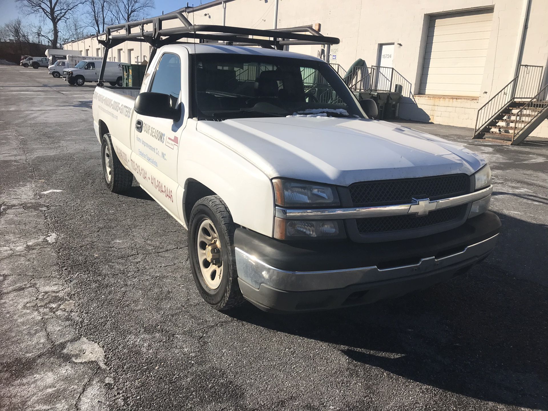 2005 CHEVY SILVERADO K1500 WORK TRUCK 8FOOT BED AUTOMATIC PICKUP TRUCK V6