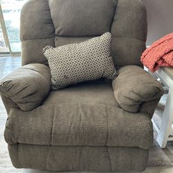 Couch Loveseat And Recliner 