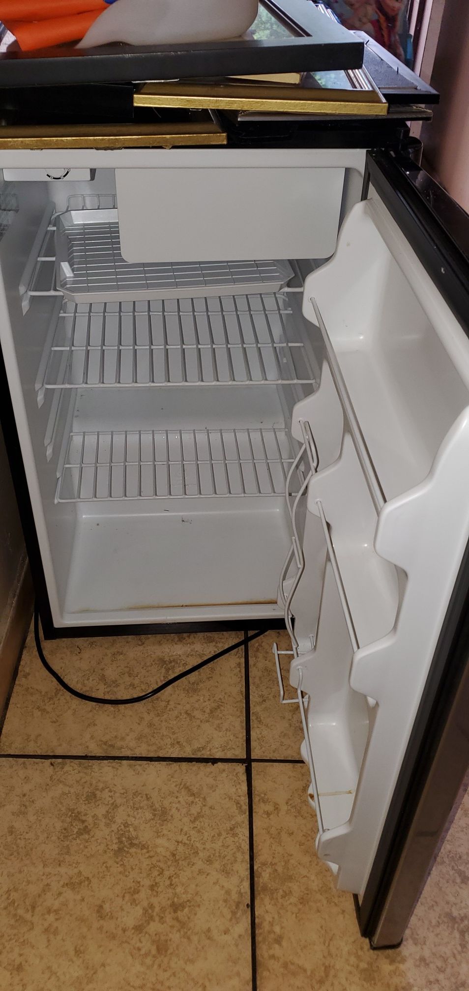 Mini refrigerador