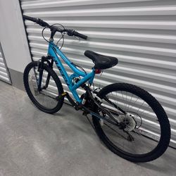 Huffy Trail Runner 24" Blue/Black Mountain Bike V-Brake Front Suspension Steel