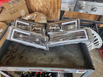 Silverado Headlights 03-06