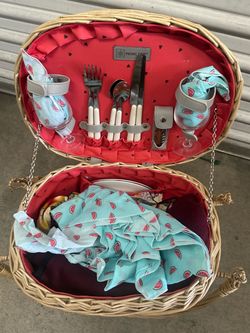 Picnic basket