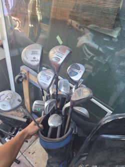 Golf Clubs 