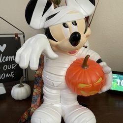 Mickey’s Mummy Halloween Popcorn Bucket ✨ Price Is Firm ✨ 