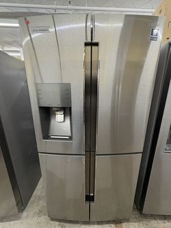 Samsung 4 door refrigerator