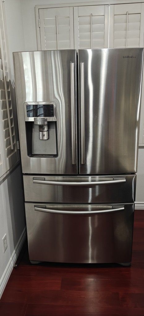 Refrigerator