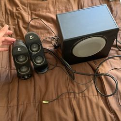 Logitech Speakers/sub And Aux Cord