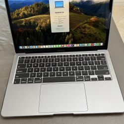 Apple MacBook Air 13" - Intel Core i5 - 8GB Memory - 512GB SSD - Space Gray