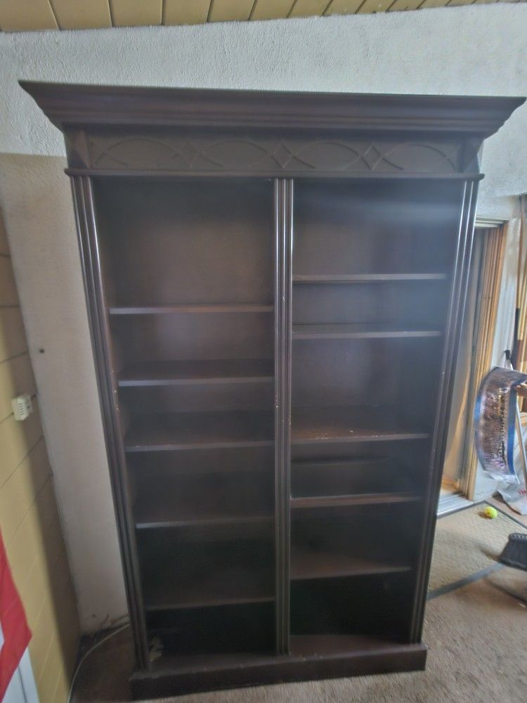 Cabinet/Book Shelf