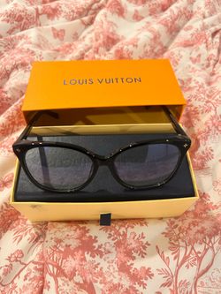 Louis Vuitton Sunglasses with Box