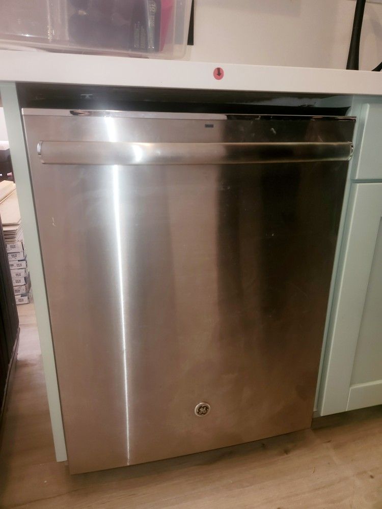GE - Stainless STEEL DISHWASHER (Final Deal $175!)