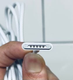 Apple USB-C  to  MagSafe 3 MacBook  Braided Charging Cable, 2m, White