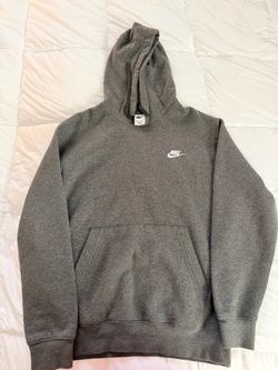 I have a bag full of men’s size small hoodies and joggers, one pair of Hollister baggie sweatpants, as well as some other nice size men’s small shirts
