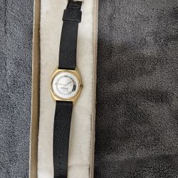 Vintage Small Norfolk Southern Watch 