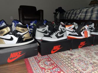 BUY SELL TRADE YEEZYS RETROS DUNKS 