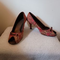 Elegant Red Brown Peep-Toe Heels 9 M