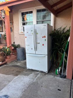 Refrigerator samsung