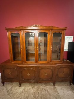 Dining Hutch/ China Cabinet