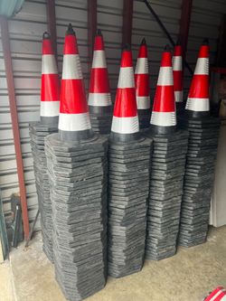Safety Cones , Traffic Cones