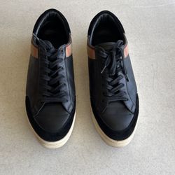  Burberry Tennis Shoes Size 10