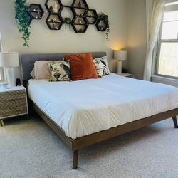 Kind size bed 