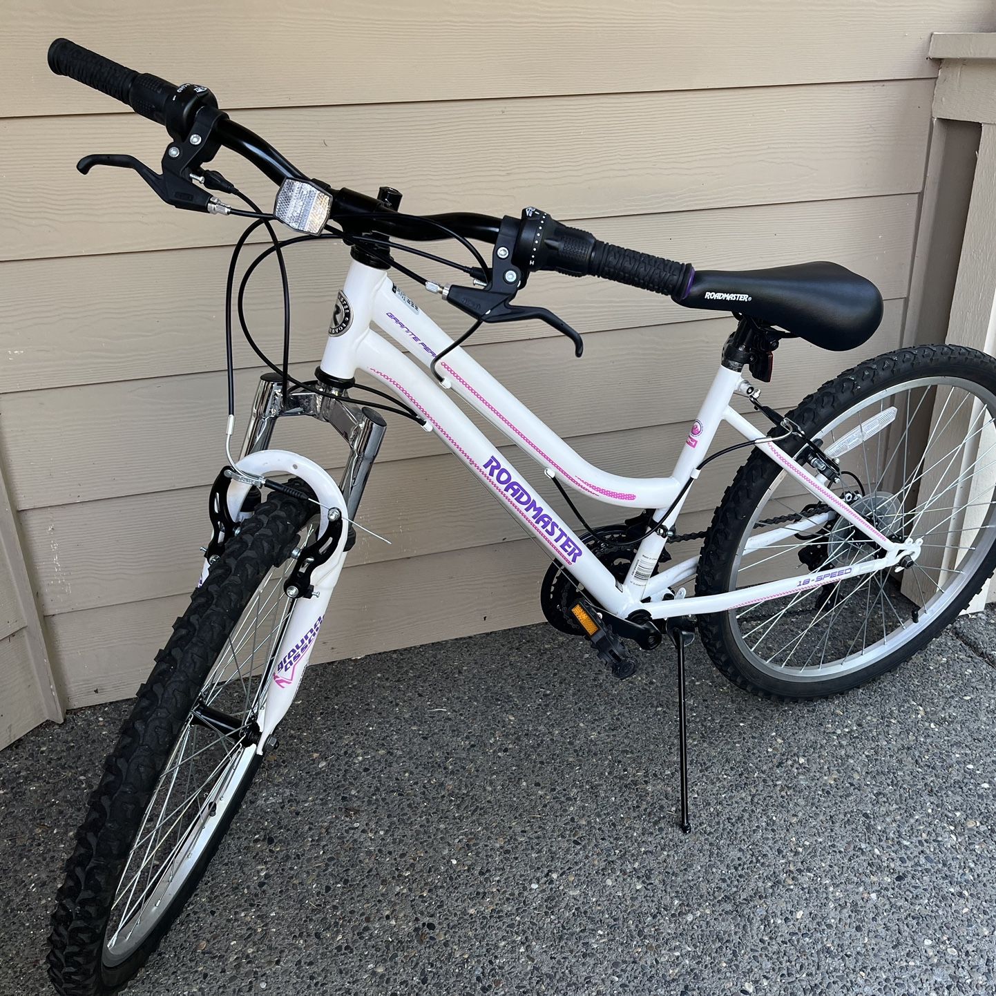 Roadmaster 24 Girl Bike for Sale in Vancouver WA OfferUp