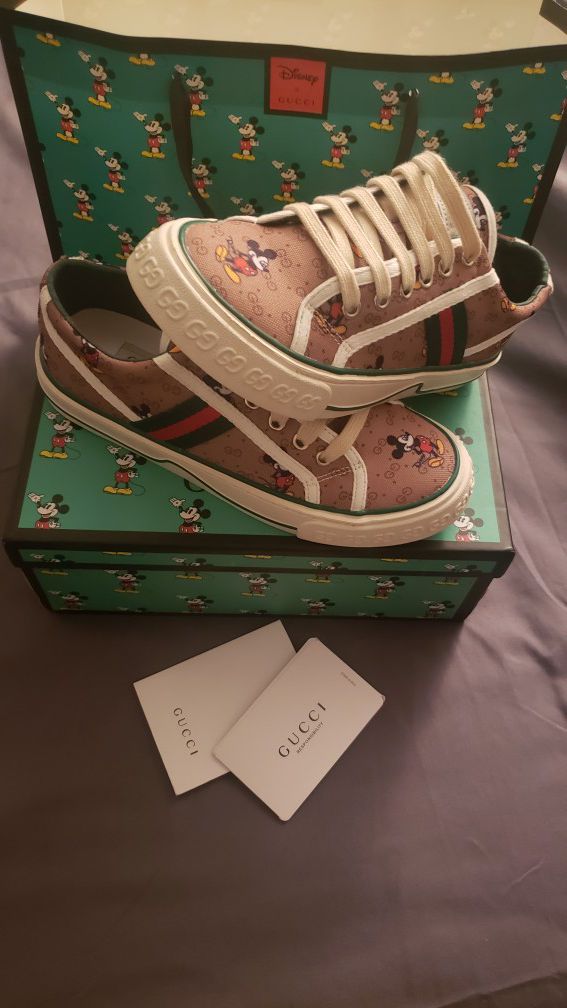 Gucci Disney's character sneakers (Mickey Mouse)