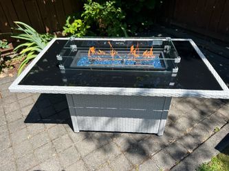 East Oak Fire Table