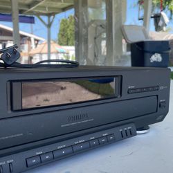 PHILIPS 900 Series Compact Disc Player CDC-915