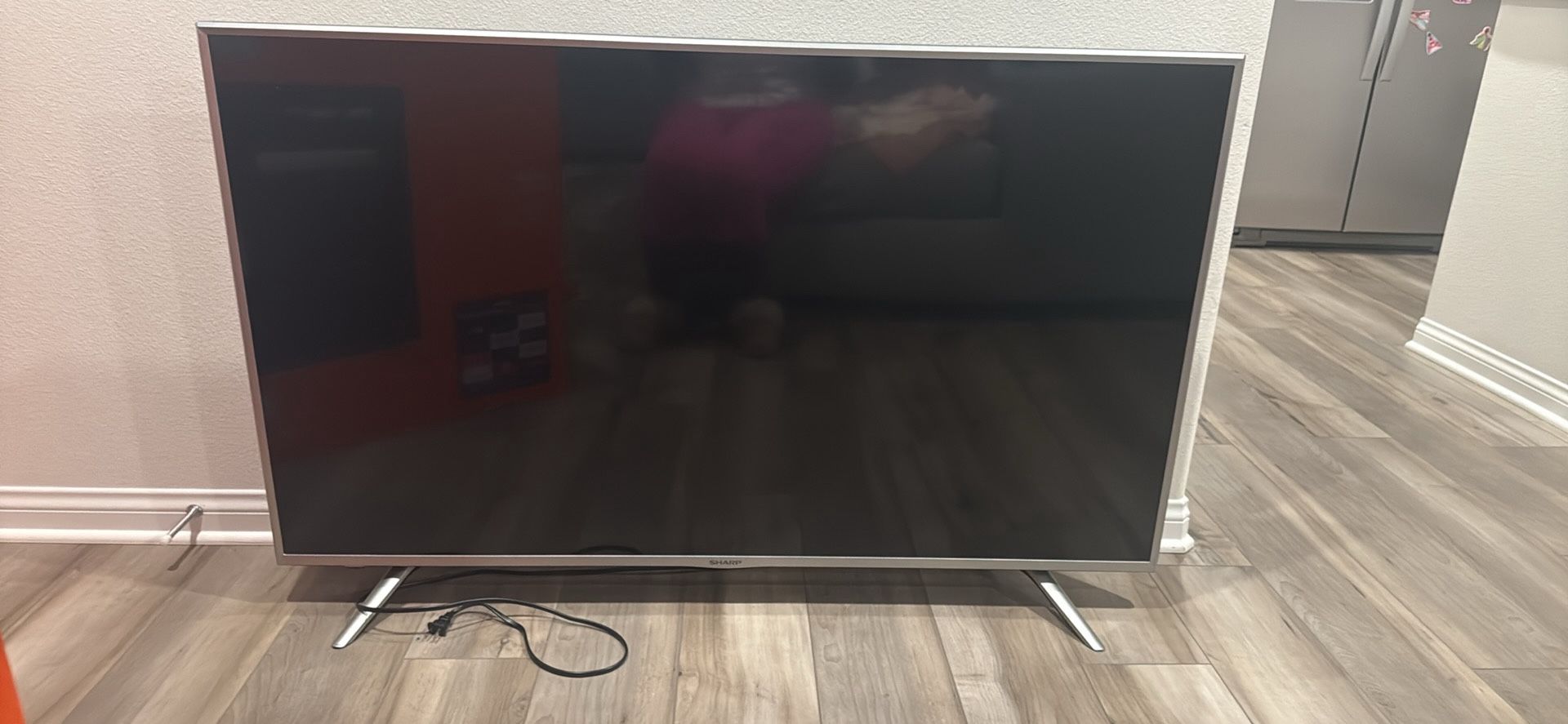 45 “ TV Sharp
