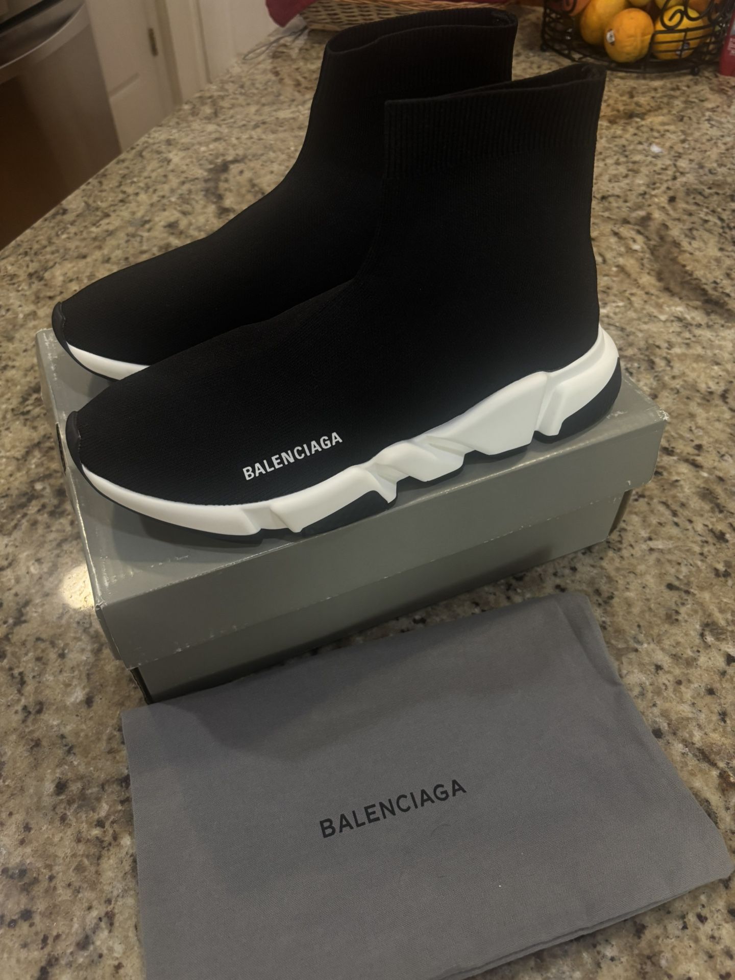 Balenciaga 1.0