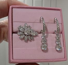 MOTHER'S DAY GIFT SWAROVSKI CRYSTAL  SET