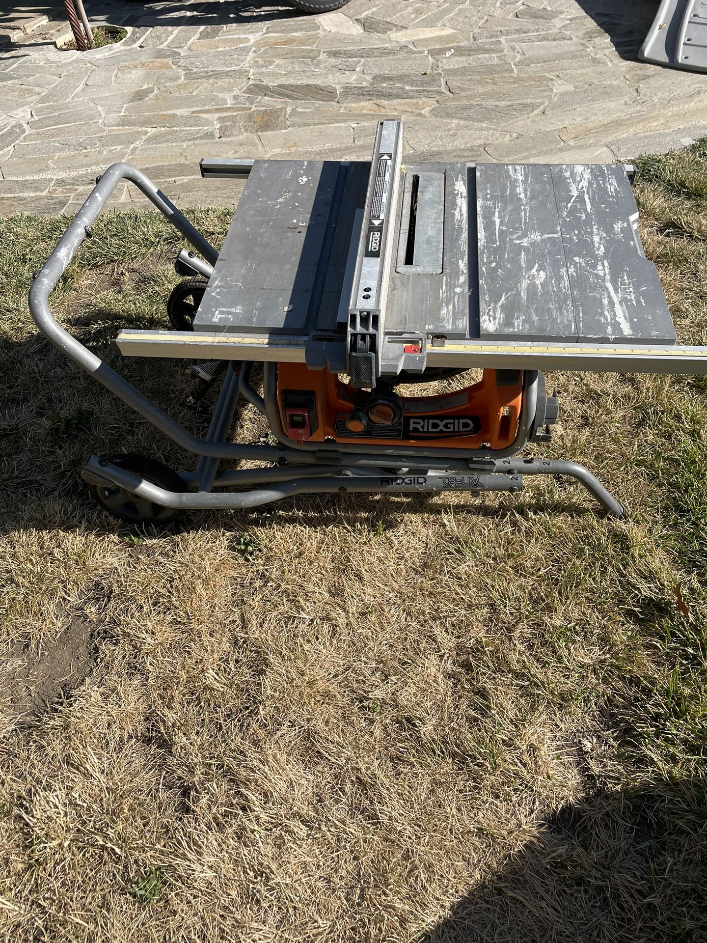 RIDGID Table Saw 