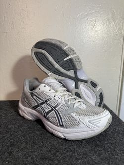 ASICS 1130 White Mens Size 7 Sneaker 