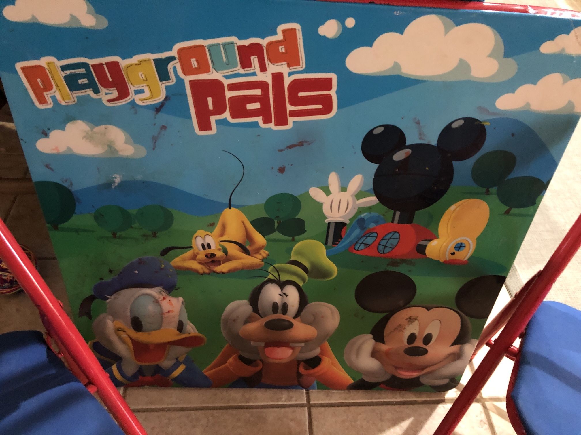 Kids Table And Chairs