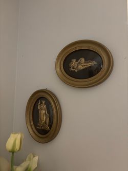 Roman goddess frame